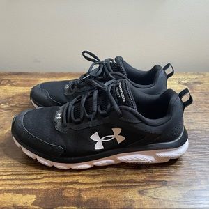 Under Armour Charged Assert 9
